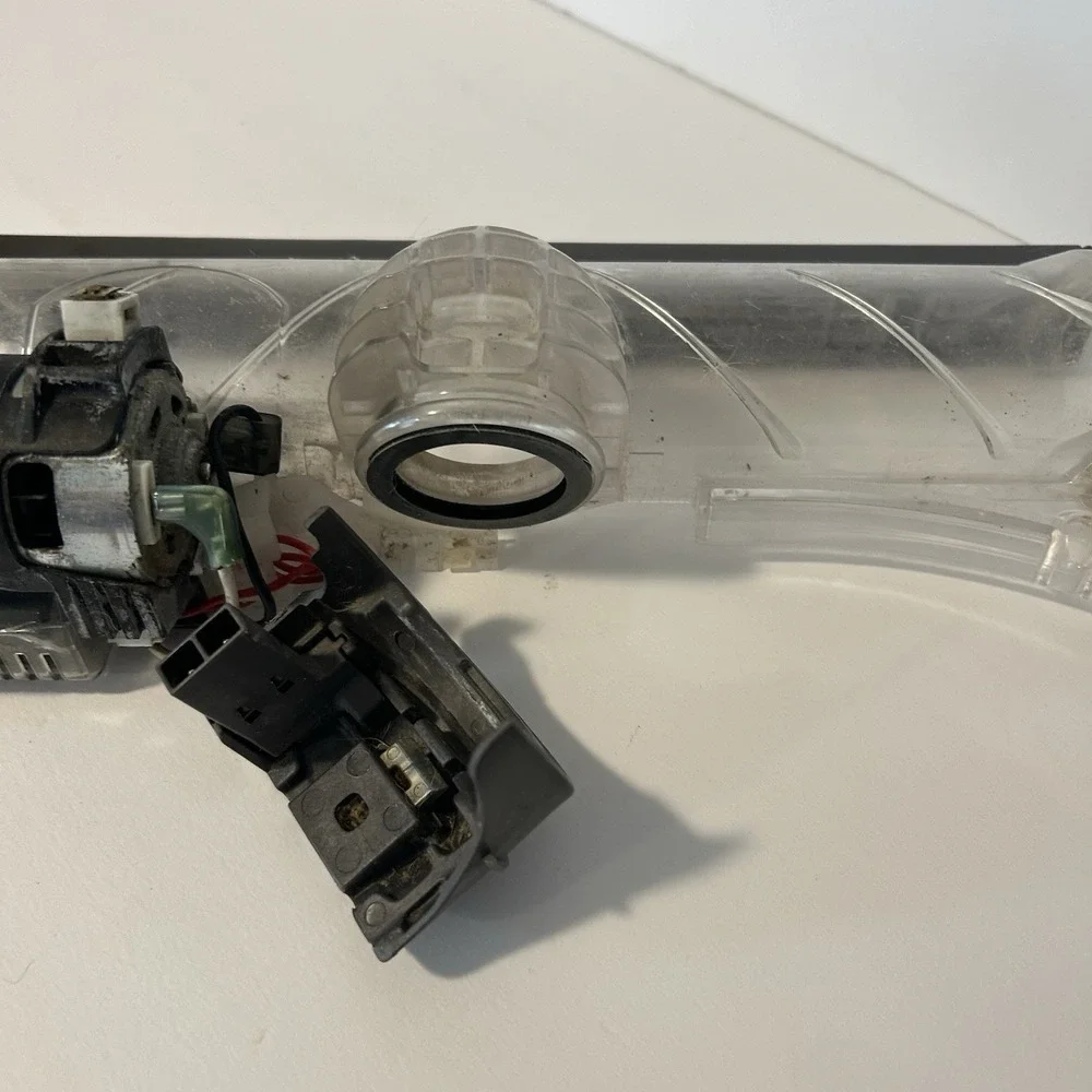Dyson DC25 Animal Upright Vacuum Motorized Brush Head Cover Motor Replacement